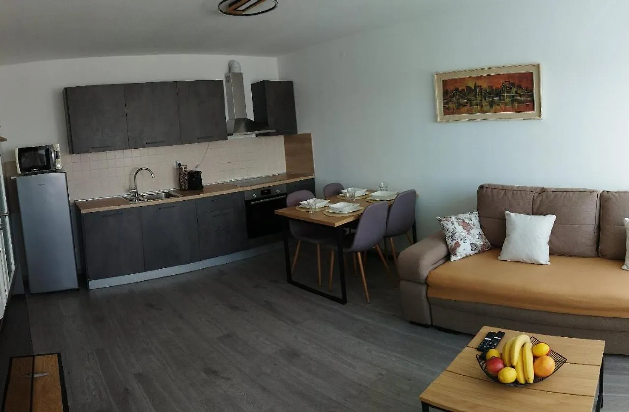 Apartment Luka Pula
