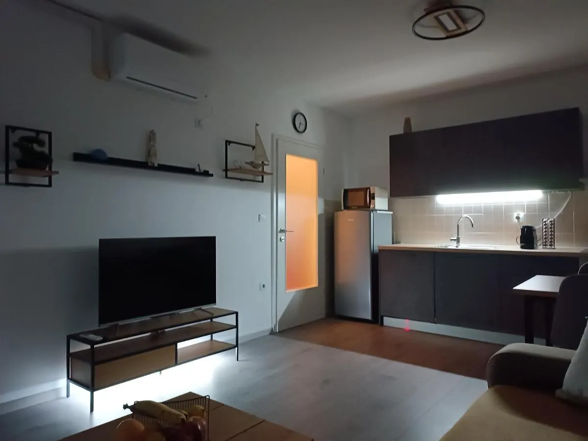 Apartment Luka Pula